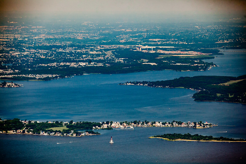 Water and land surrounding the Chesapeake Bay 