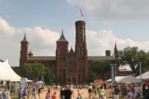 Visitors at the 2005 Folklife Festival